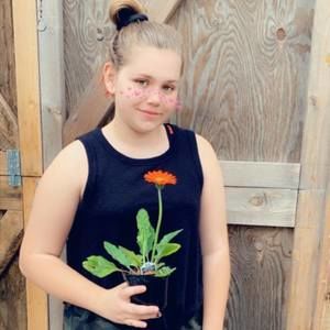 Meet your Posher, Lily